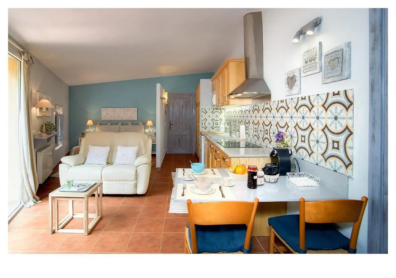 Can Pitu Ferriol Montras Country house